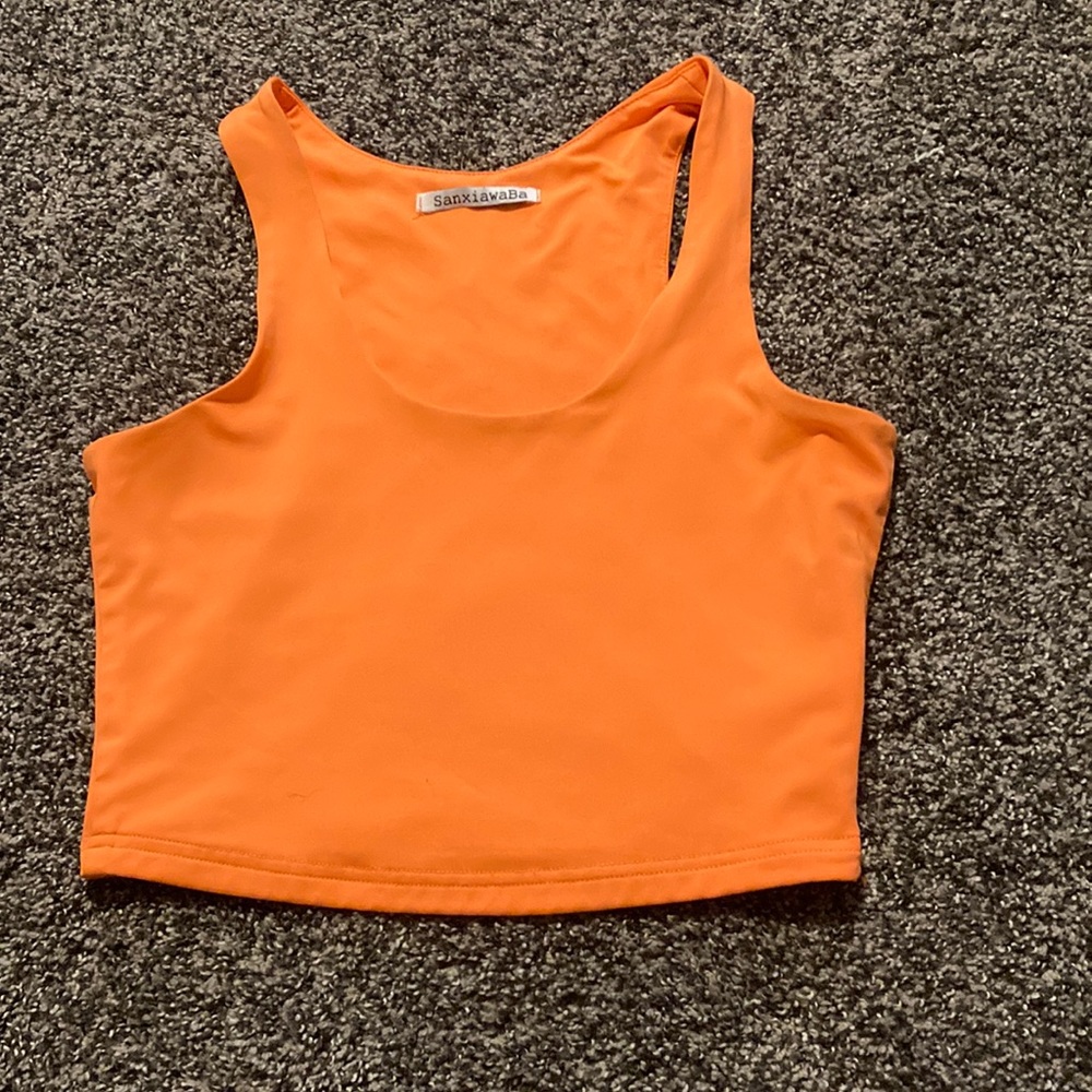 Orange crop tank